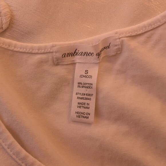 Lot of 3 ambiance apparel Small crop tops EUC - Picture 4 of 10